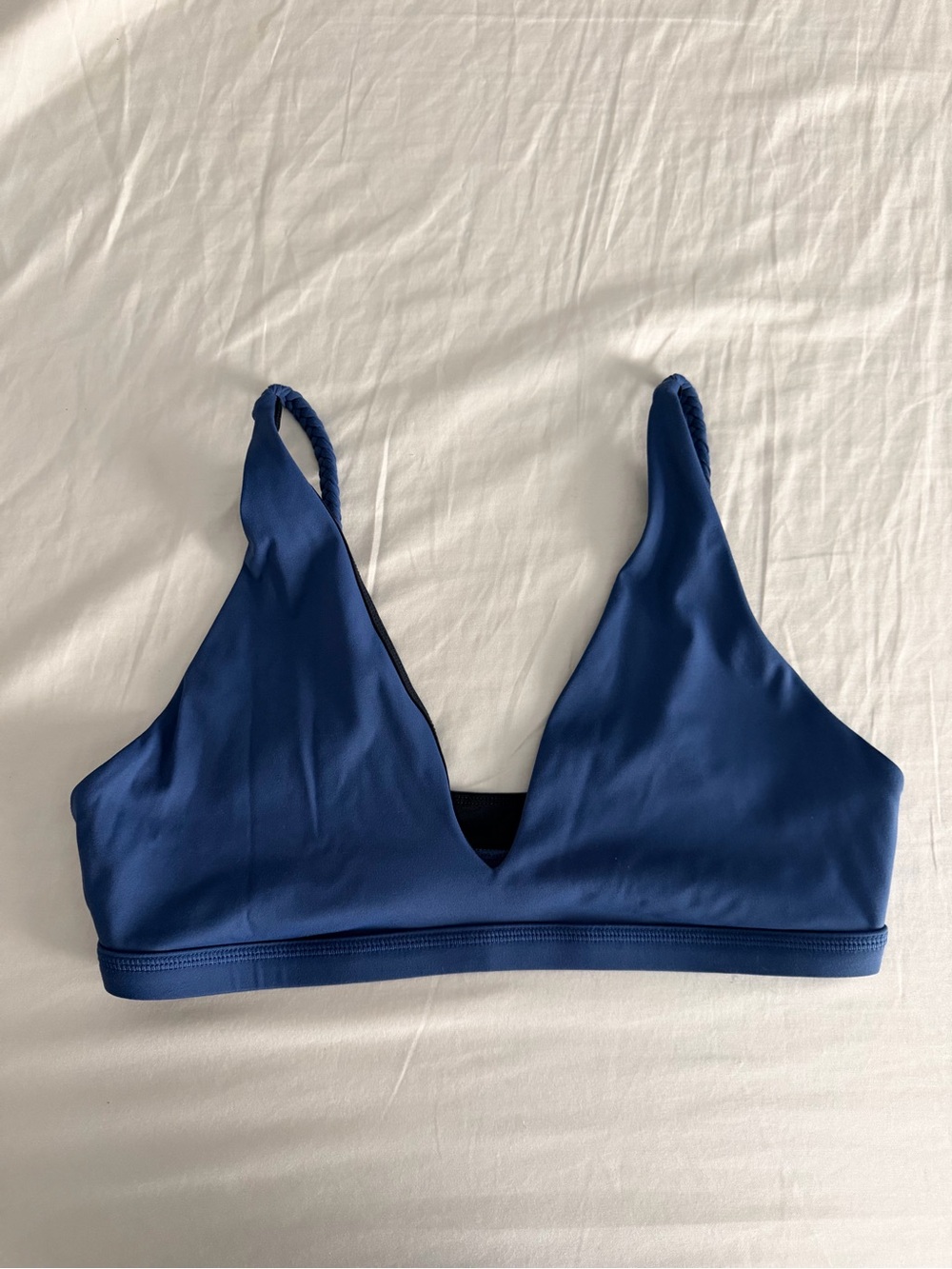 Liaison the label x Sydney Adam’s navy blue plunge sports bra xl